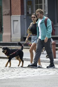 Emily Ratajkowski Sexy TheFappeningBlog.com 31.jpg