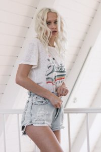 Delilah Parillo Sexy Topless 12.jpg