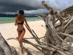 Emily Deyt-Aysage Nude & Sexy TheFappeningBlog.com 42.jpg