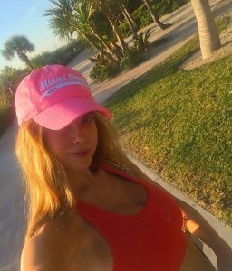 Emily Deyt-Aysage Nude & Sexy TheFappeningBlog.com 46.jpg