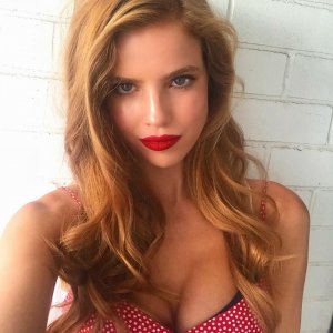 Emily Deyt-Aysage Nude & Sexy TheFappeningBlog.com 50.jpg