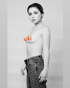 Sammi-Hanratty-Topless-1-1.jpg