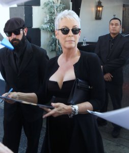 Jamie Lee Curtis Sexy TheFappeningBlog.com 2.JPG