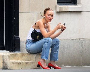 Lily-Rose Depp Sexy TheFappeningBlog.com 3.jpg
