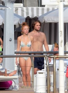 Anna Ermakova Sexy TheFappeningBlog.com 8.jpg