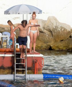 Anna Ermakova Sexy TheFappeningBlog.com 18.jpg