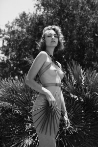 Ambre Renard  Nude TheFappeningBlog.com 7.jpg