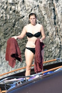 Princess Beatrice Sexy TheFappeningBlog.com 3.jpg