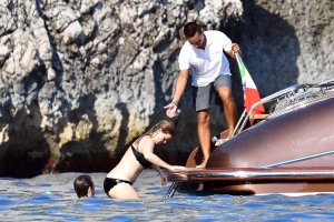 Princess Beatrice Sexy TheFappeningBlog.com 25.jpg