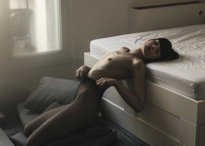 Marie Grippon  Nude TheFappeningBlog.com 14.jpg