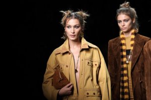 Bella Hadid Braless new TheFappeningBlog.com 4.jpg