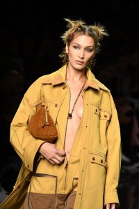 Bella Hadid Braless TheFappeningBlog.com 3.jpg