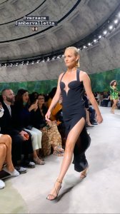 Amber Valletta Sexy TheFappeningBlog.com 5.jpg