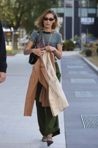 Bella Hadid Braless TheFappeningBlog.com 14.jpg