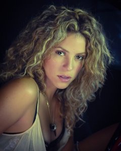 Shakira  TheFappeningBlog.com 0.jpg