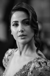 Hina Khan Sexy TheFappeningBlog.com 9.jpg