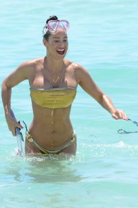 Jennifer Nicole Lee Sexy 42.jpg