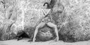 Genevieve Morton Nude & Sexy 2.jpg