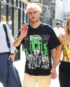 Dua Lipa Sexy TheFappeningBlog.com 5.jpg