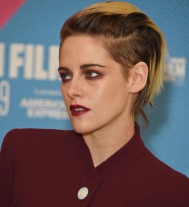 Kristen Stewart Sexy Braless TheFappeningBlog.com 15.jpg