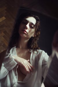 Pauline Korzun Nude TheFappeningBlog.com 17.jpg