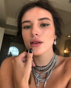 Bella Thorne Sexy & Topless TheFappeningBlog.com 5.jpg