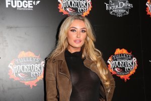 Chloe Crowhurst See Through TheFappeningBlog.com 20.jpg