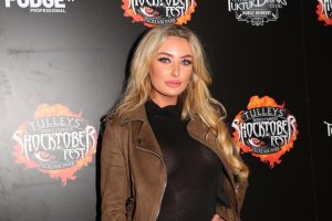 Chloe Crowhurst See Through TheFappeningBlog.com 25.jpg