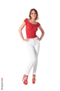 Oxana Chic Nude TheFappeningBlog.com 1.jpg