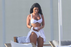 Martha Kalifatidis Sexy TheFappeningBlog.com 4.jpg