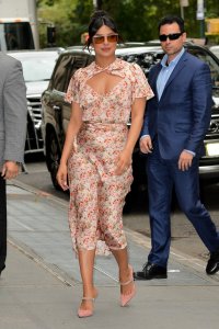 Priyanka Chopra Sexy TheFappeningBlog.com 49.jpg