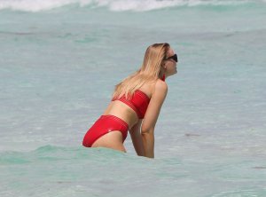 Grace Levy Sexy TheFappeningBlog.com 7.jpg