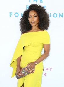 Angela Bassett Sexy TheFappeningBlog.com 8.jpg
