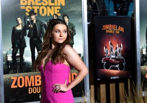 Abigail Breslin Sexy TheFappeningBlog.com 17.jpg