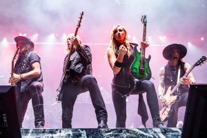 Nita Strauss  TheFappeningBlog.com 284.jpg