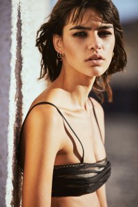 Kiara Olivera  Nude TheFappeningBlog.com 7.jpg