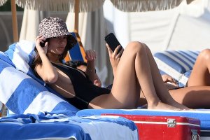 Emily Ratajkowski Nude Sexy TheFappeningBlog.com 23.jpg