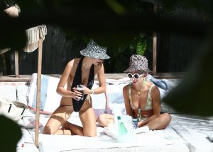 Emily Ratajkowski Sexy TheFappeningBlog.com 10.jpg