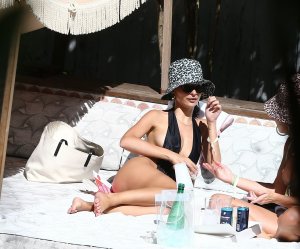 Emily Ratajkowski Sexy TheFappeningBlog.com 33.jpg