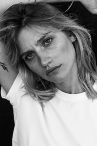 Marine Dauchez Nude TheFappeningBlog.com 8.jpg