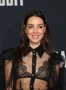 Aubrey Plaza Sexy TheFappeningBlog.com 30.jpg