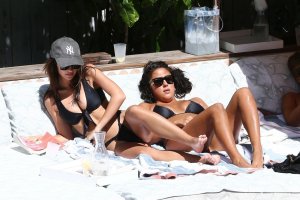 Emily Ratajkowski Sexy TheFappeningBlog.com 31.jpg