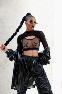 Davinhor Pacman Braless TheFappeningBlog.com 2.jpg