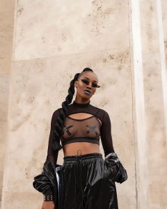 Davinhor Pacman Braless TheFappeningBlog.com 5.jpg