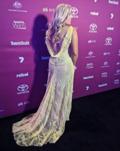 Emily Duggan Sexy TheFappeningBlog.com 3.jpg