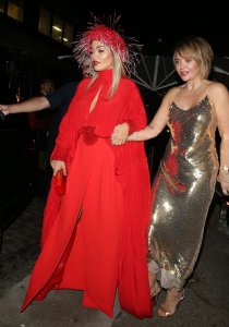 Rita Ora, Vera Sahatciu  TheFappeningBlog.com 1338.jpg
