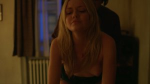 Emily Meade Nude TheFappeningBlog.com 3.jpg