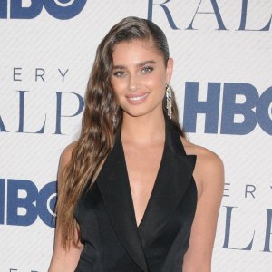 Taylor Marie Hill Sexy TheFappeningBlog.com 2.jpg