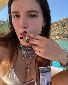 Bella Thorne Sexy Pics TheFappeningBlog.com 16.jpg