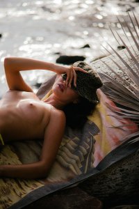 Lara Nude TheFappeningBlog.com 1.jpg